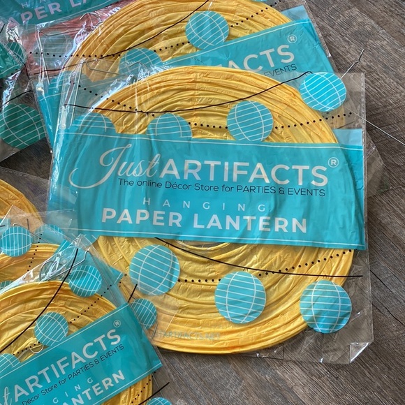 Hanging Paper Laterns - Picture 6 of 8